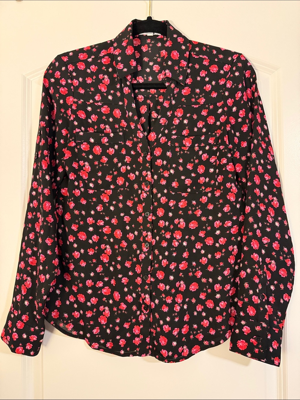Express Portofino Black Floral Button-Up Shirt with Pink Red Roses XS